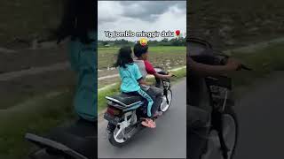 Download lagu Sepasang Bocah Lagi Pacaran Boncengan Naik Motor mp3