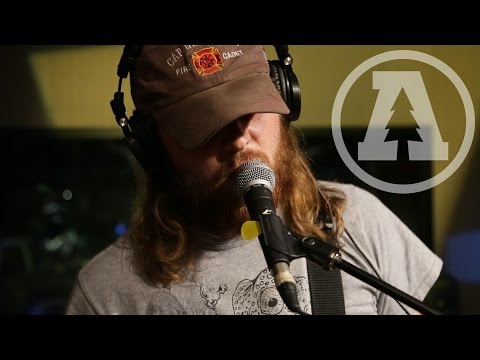 Sorority Noise - Art School Wannabe - Audiotree Live