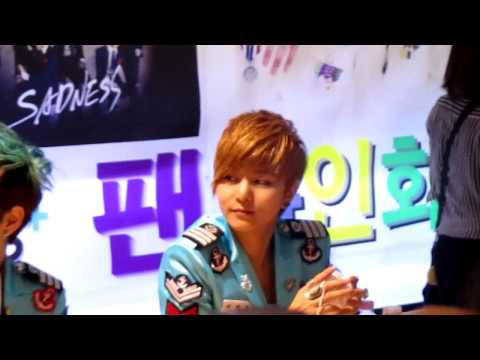 120721 LedApple Ilsan Fansign 5