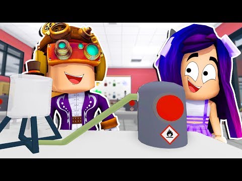 IL MIO PRIMO GIORNO DI SCUOLA SU ROBLOX!