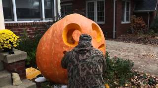 Watch: Giant Pumpkin carved in timelapse