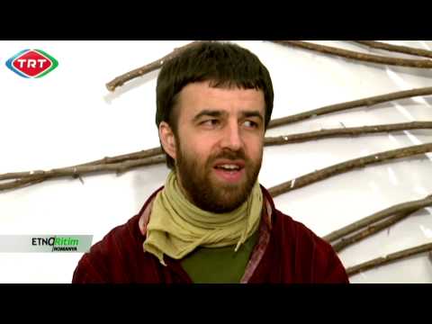 Trei Parale - Bate-o Sfantu de Lupoaie - [Etno-Ritim "Romania"]