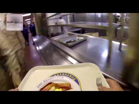 Rundgang durch das amphibische Angriffsschiff USS Kearsarge