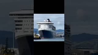 Is Queen Mary 2 bigger than Titanic?