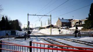 preview picture of video 'Dutch Railroad Crossing/ Level Crossing/ Spoorwegovergang Klimmen- Ransdaal (Termaar)'