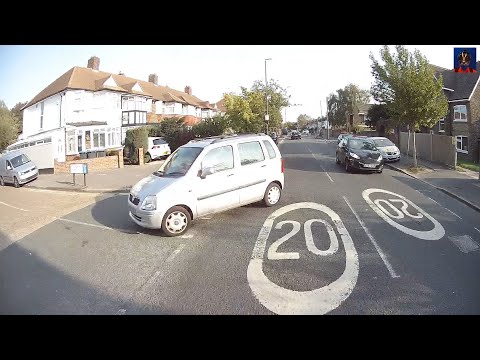 Cyclist, What Cyclist? - SMIDSY - HD03 OZH