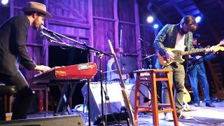 Robert Ellis - Nobody Smokes Anymore @ Codfish Hollow, Maquoketa, IA