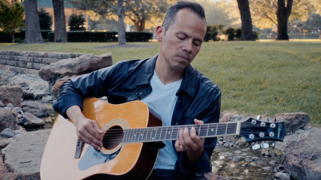Promotional video thumbnail 1 for Michael Gomez