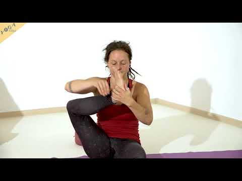 Ein-Fuß-hinter-Kopf-Haltung - Yoga Asana Lexikon