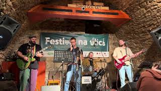 Video Balada ženatého muže | Koncert Hi-Fi Klub 2025