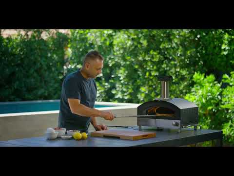 Step 6: How to cook your pizza in the Ovana Portable Pizza Oven