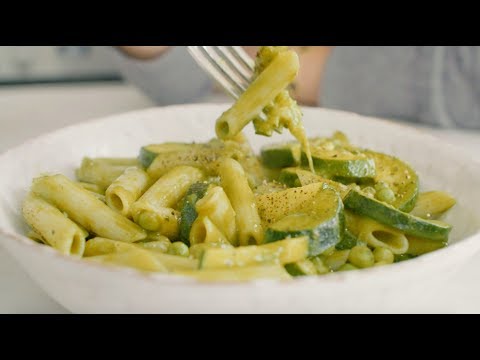 Deliciously Ella Easy 15 Minute Green Pasta | Vegan