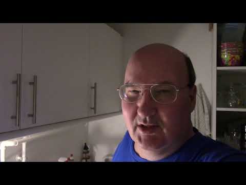 MongoTV_2376 - Spiser Æblemos Klokken 2.45 Nat