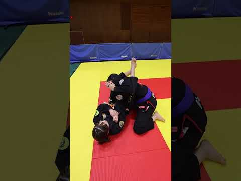 Armbar from closed guard / クローズドガードからの腕十字  #柔術 #ブラジリアン柔術 #柔術女子 #格闘技 #格闘技女子 #jiujitsu #BJJ #関節技