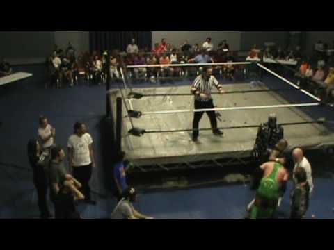 Lil Cholo vs Danger Dean