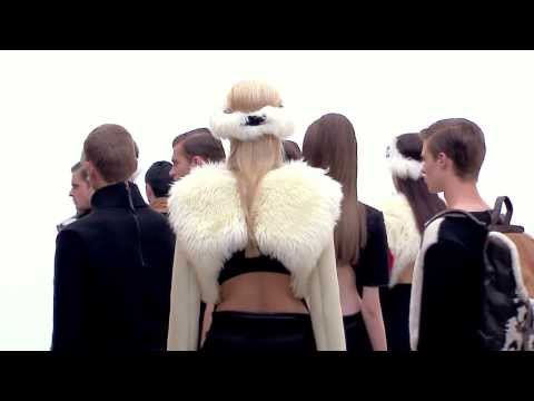 Osklen | FW 13 Into the Mountains SPFW