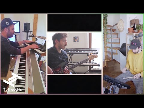 Nikitch & Kuna Maze - Hey, This Must Be Deep (Confined Session)