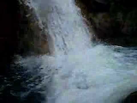 Tobogán con mucha agua 1