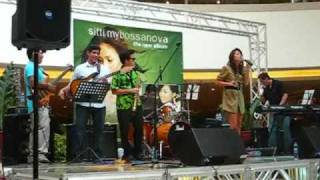 SITTI (Bossa Nova) - Brazil Live! @ SM Megamall