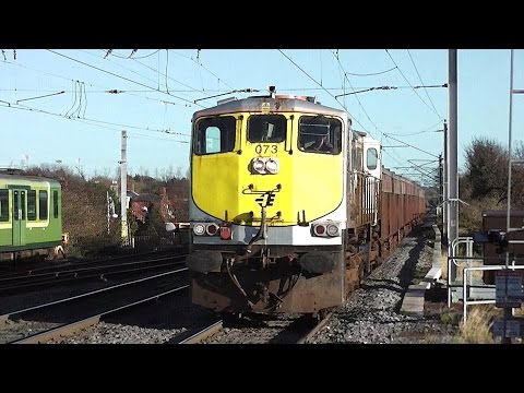 IE 071 Class Loco 073 on Tara Mines - Clontarf Road Station, Dublin