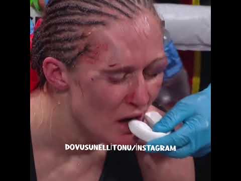 Katie Taylor vs Delfine Persoon