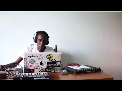 One Thing: KMRU – Sampling broken instruments