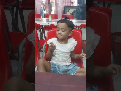 How Umama is taking ice-cream.