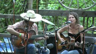 04 ScanlanandNeufeld 2010-08-07 Isabella