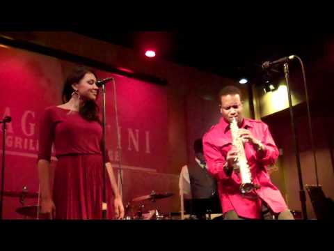 Andre Delano performs "SoulTie" Feat Briana Lee On Vocals Live at Spaghettinis