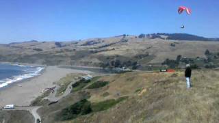 preview picture of video 'Parasailing over Goat Rock park near Jenner CA'