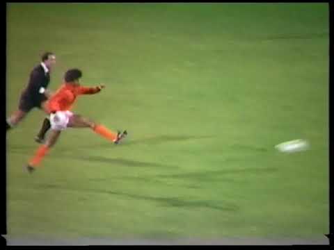 16/11/1983 European Championship Qualifier NETHERLANDS v SPAIN