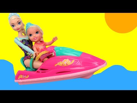 JET SKI ! Elsa & Anna toddlers -  Big Pool - Water Scooter- Kayak - Windsurfing - Slide