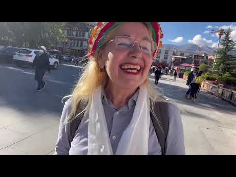 VISITING TIBET FOR THE FIRST TIME - part 1 // Vita's Life in China