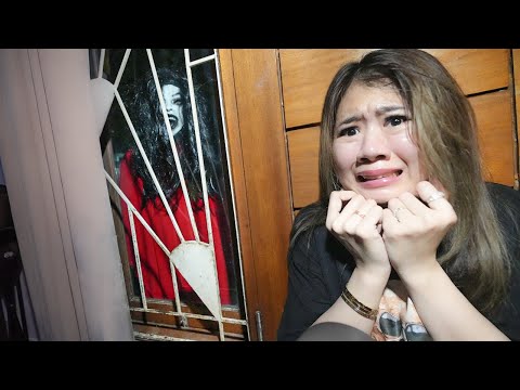 DON'T OPEN THE DOOR AT 12 AM!! THERE'S A KNITLANAK FIGURE COMING AGAIN!!