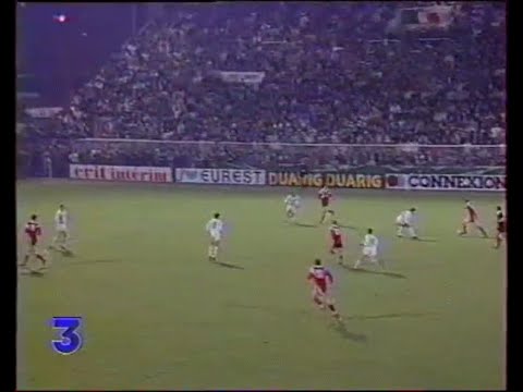 AUXERRE - STANDARD LIEGE-2-1    (TOUS LES BUTS : COUPE DE L'UEFA 1992-1993 : 8 EME DE FINALE RETOUR)
