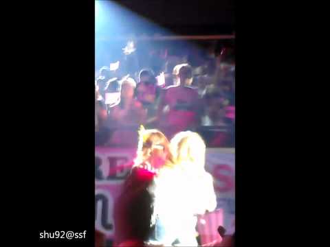 111210 SNSD Seohyun Hyoyeon