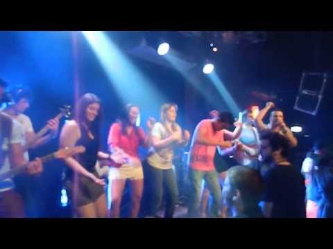 Dança da Tomada video