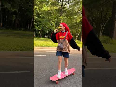Танцующая девочка с цветочками на лонгборде! 🥰🌼✨ #longboard #skatebord #лонгборд