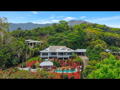 135-137 Harvey Road, Redlynch, QLD 4870, 5 Kuwarto, 2 Banyo, House
