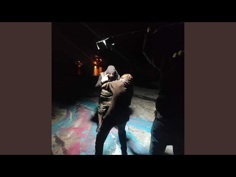 Não Confundas um Rapper Com um Gangster