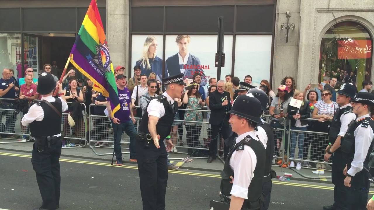 英同志警求婚片瘋傳 前男友跪求STOP又釣出另一苦主