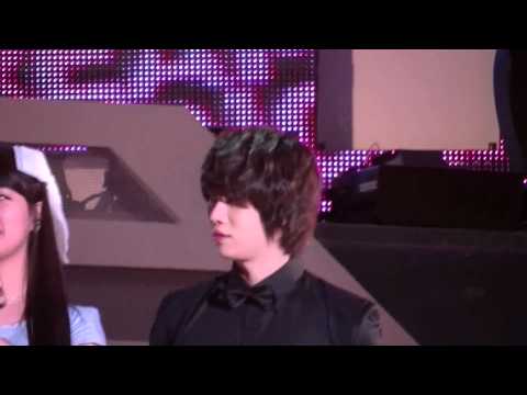 [fancam]110528　DreamConcert　Heechul　interview cut