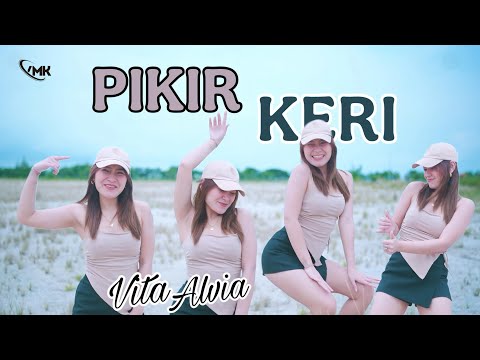 Vita Alvia - Pikir Keri [Remix Version][Official Music Video]