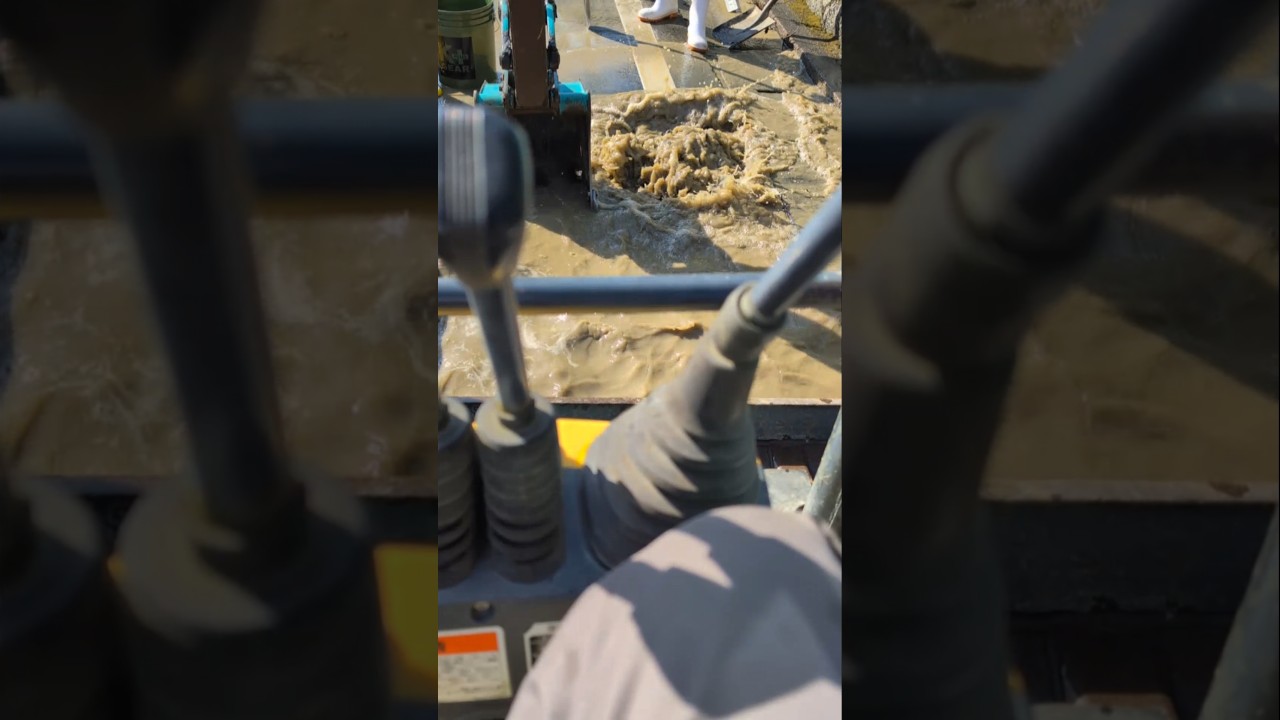 日本の水道管老朽化問題が深刻化「増え続ける仕事」と「減り続ける担い手」　 #漏水修理 #水漏れ #インフラ整備