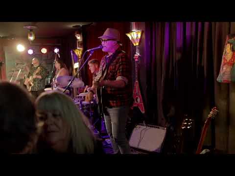 Travelin' Band (Creedence Clearwater Revival cover) - The Album Show - live at Camelot