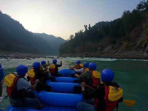 Nidesh Chhetri  Vlogs all jobox hlo doxto firse popat hogya rishikesh main