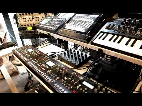 Dapayk's Live Setup (Elektron Octatrack, Rytm, Analog Four, Arturia Microbrute)