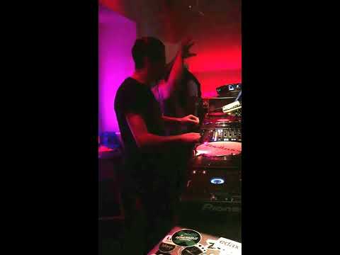 Kaesar@Bloop playing IV Lobo Mau Rec.