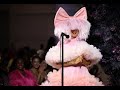 Sia performs 'Diamonds' at New York Fashion Week 2023 (Better Quality)