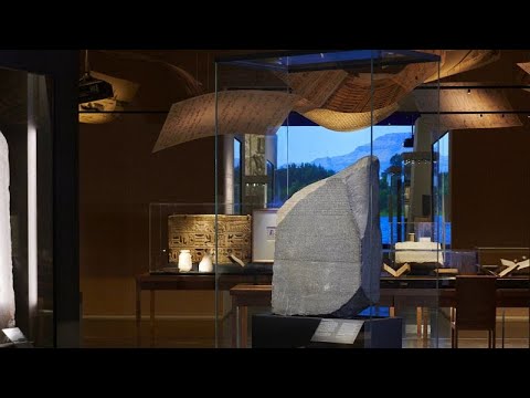 Egyptians call on British Museum to return famous Rosetta stone